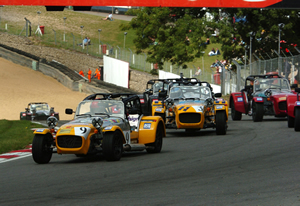 Suzy Dignan heading the pack at Brands Hatch